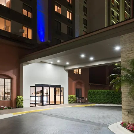Holiday Inn Express & Suites - Nearest Universal Orlando By Ihg-3