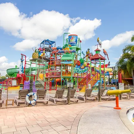 Coco Key Hotel & Water Park Resort-3