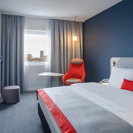 Holiday Inn Express Frankfurt Messe By Ihg-2