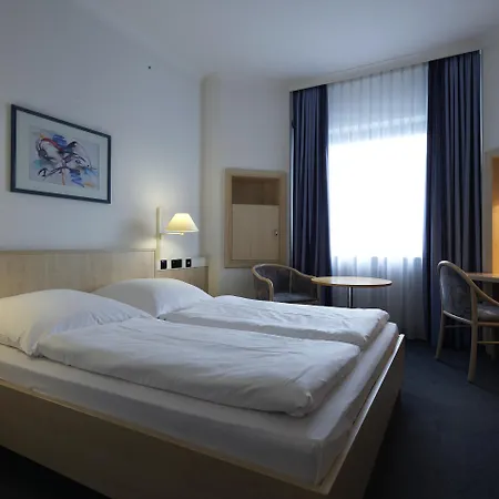 Intercityhotel Ulm-3