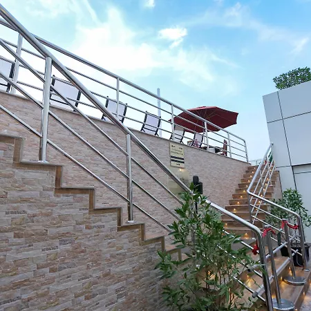 Ivory Grand Hotel Apartments-3