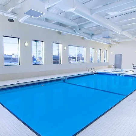 Best Western Plus Winnipeg Airport Hotel-3