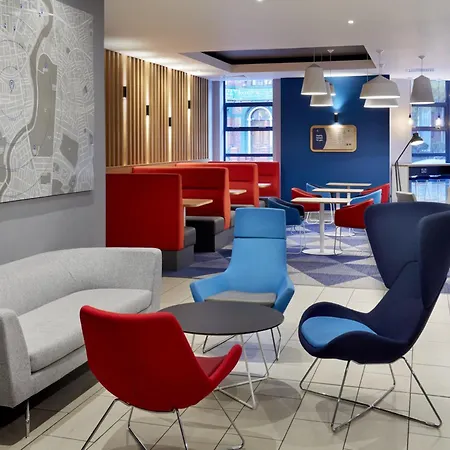 Holiday Inn Express Belfast City By Ihg-3