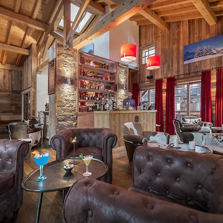 Les Loges Blanches Megeve-2
