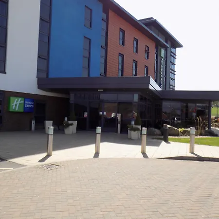 Holiday Inn Express Dunstable By Ihg-3