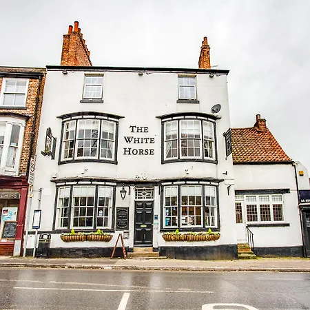Oyo The White Horse, Ripon North Yorkshire-3