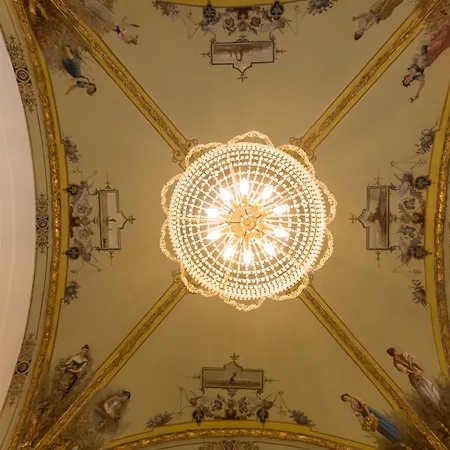 Il Salotto Della Regina-2