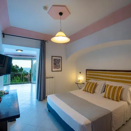Maresca Hotel Praiano-2