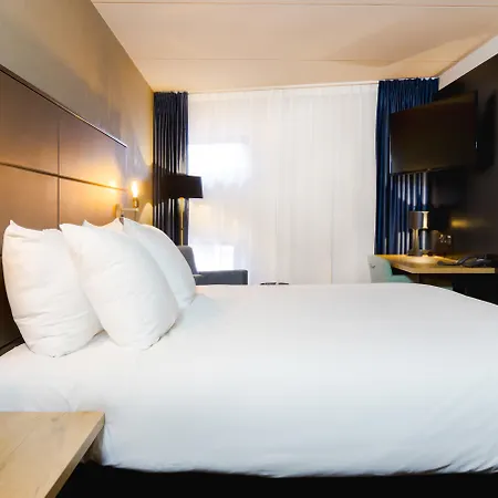 Leonardo Hotel Groningen City Center-3