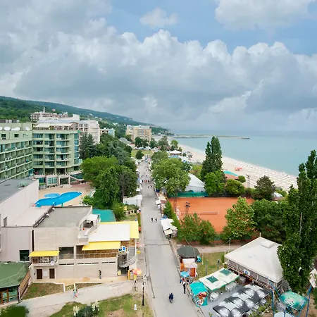 Palm Beach Hotel-2