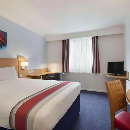 Ramada Wakefield-2