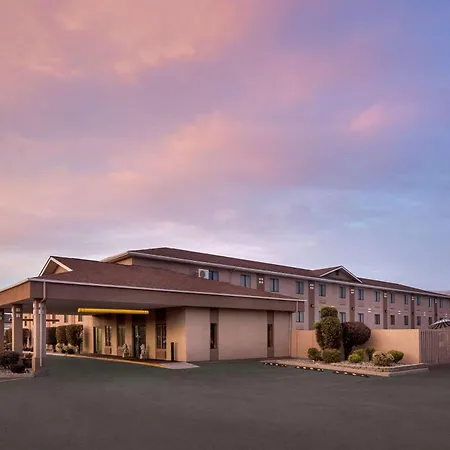 Quality Inn Wenatchee-Leavenworth-2