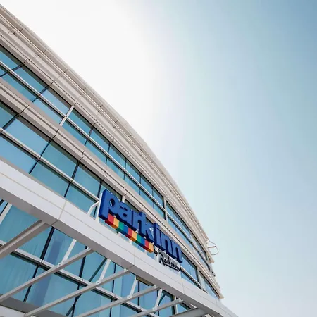 Park Inn By Radisson Dubai Motor City-3