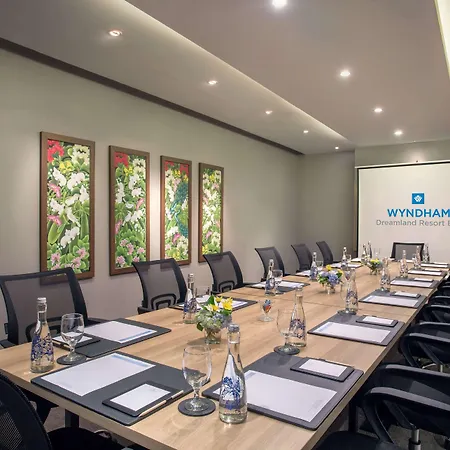 Wyndham Dreamland Resort Bali-2
