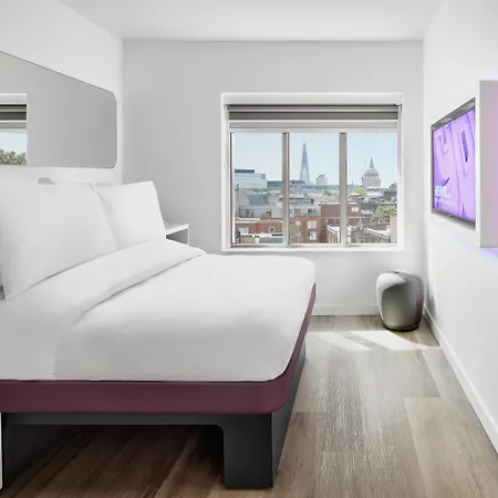 Yotel London City-3