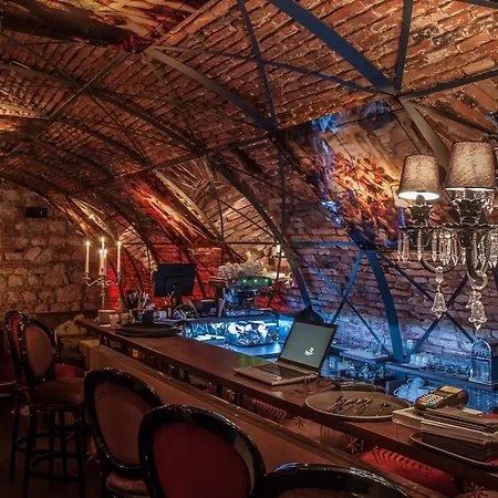 Casa Albert Boutique & Restaurant-3
