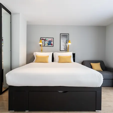 Staycity Aparthotels Bordeaux City Centre-2