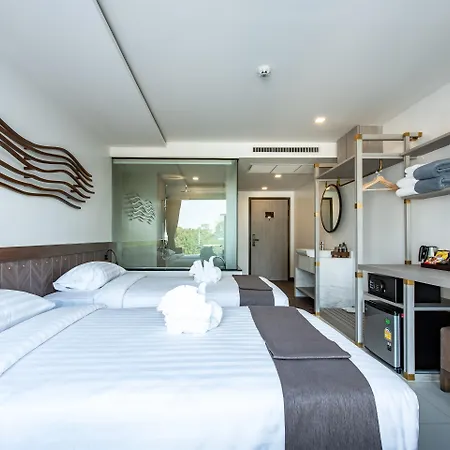 Blackwoods Hotel Pattaya - Sha Extra Plus-3