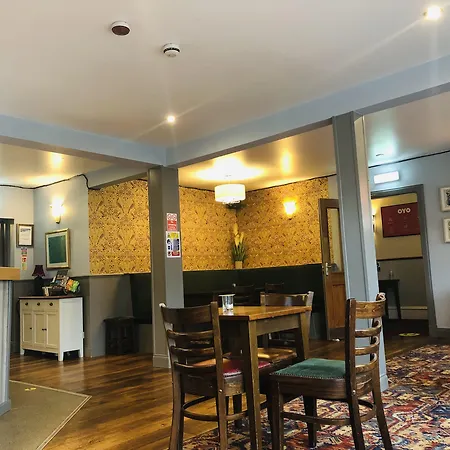 Oyo Braeriach Hotel, Highlands Scotland-3