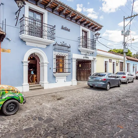Socialtel Antigua-2
