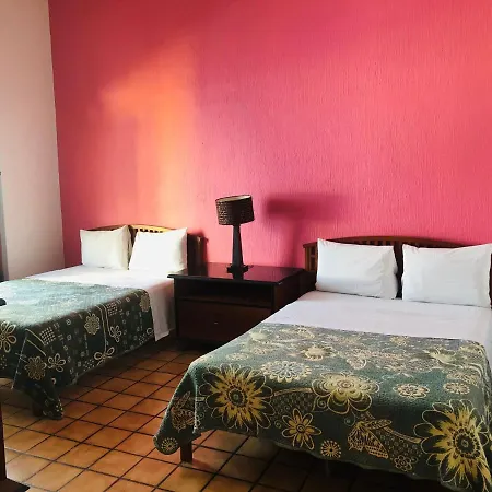 HOTEL hostal de los reyes-3