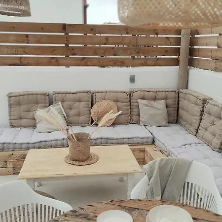 Nomad Surf House-3
