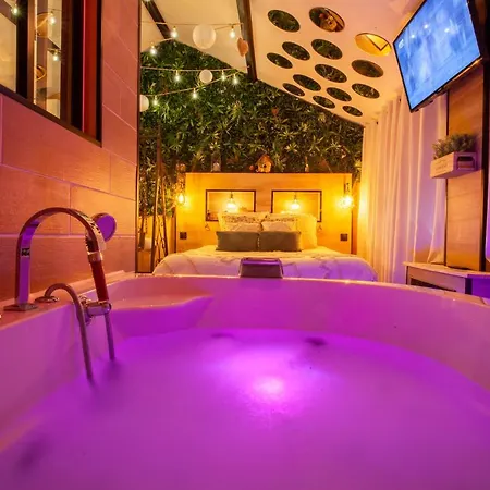 Love Room Romantique Les Petits Plaisirs-3