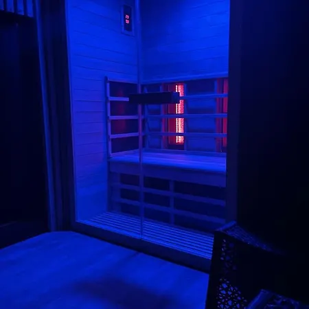 La Suite Grenoble Spa Jacuzzi Et Sauna Privatif-2