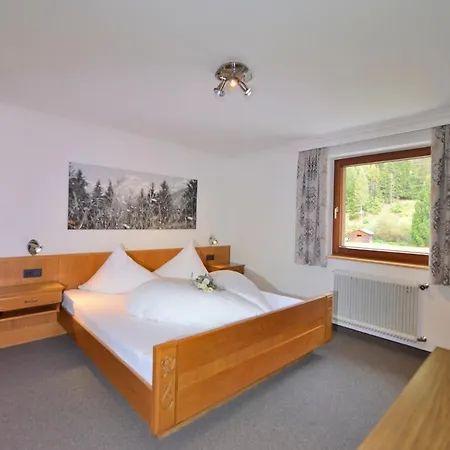Hotel Garni Bergwelt-3