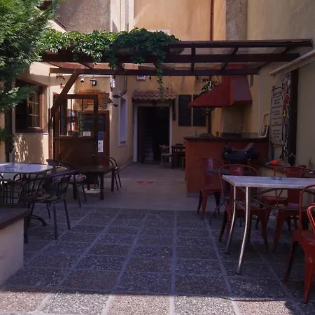Studios Arabas-2