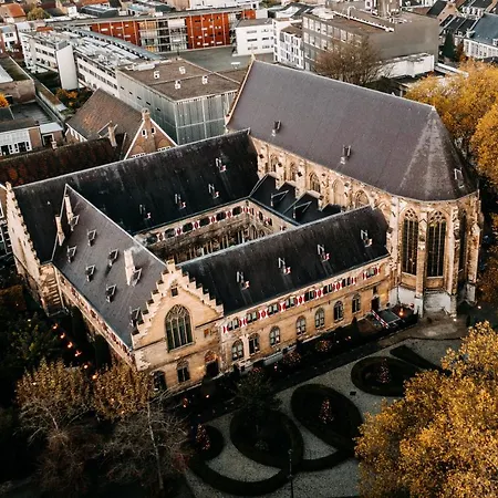 Kruisherenhotel Maastricht - Oostwegel Collection, Member Of Design Hotels-2