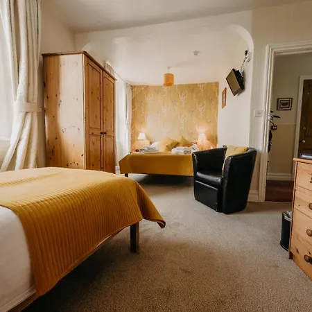 Eden Green Guest House-3