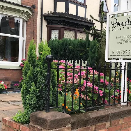 Broadlands Guest House-2