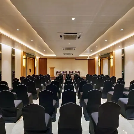 Citrus Hotel Kolhapur-3