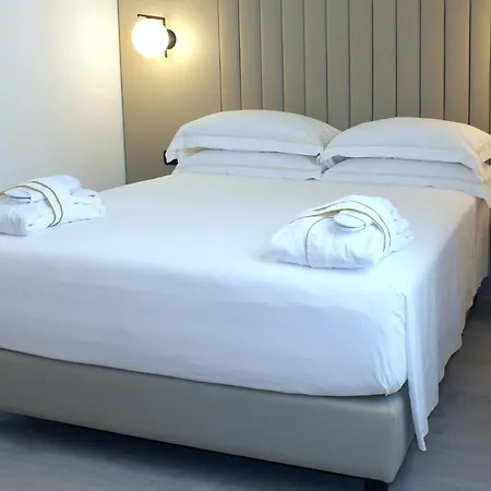 Bb Hotels Smarthotel Derose-3