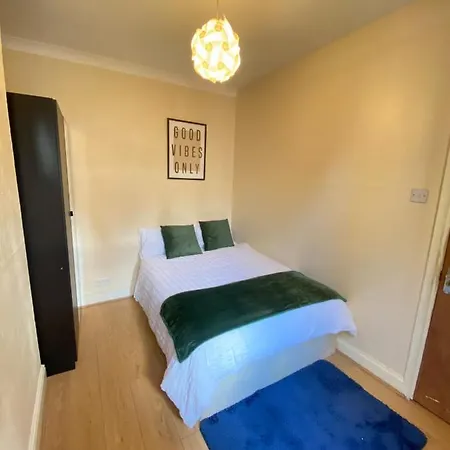 Seven Sister'S Rooms-3
