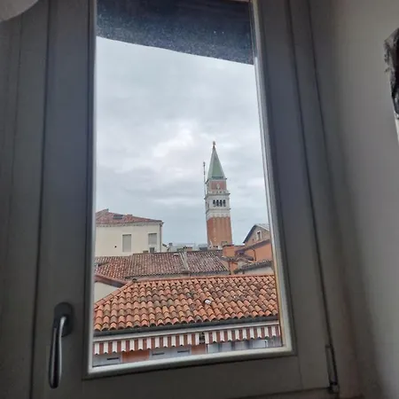 San Marco Luxury Rooms-3