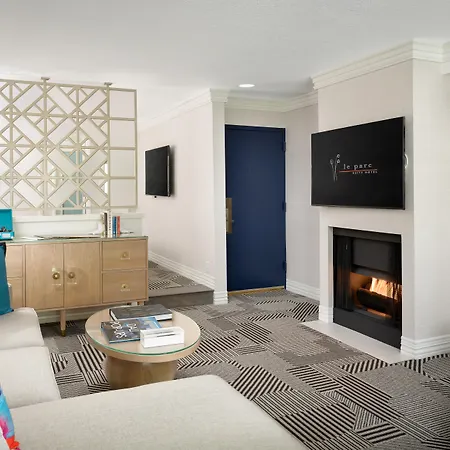 Le Parc at Melrose-3