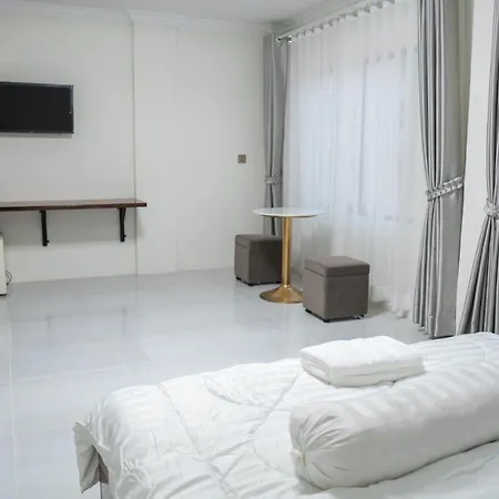 Empire House, Phnom Penh-3