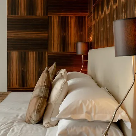 Abode Chester-3