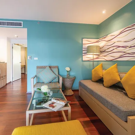 Radisson Resort And Suites Phuket-3
