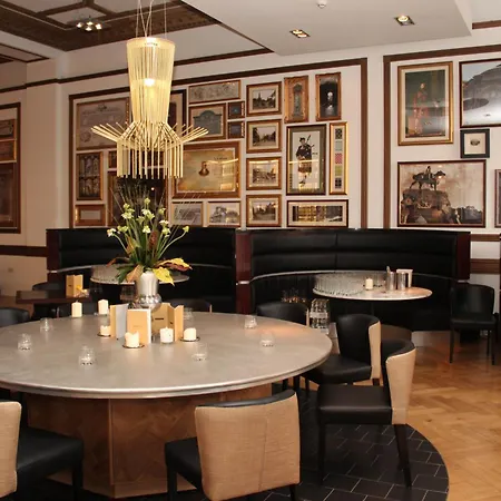 Hotel Indigo - Edinburgh - Princes Street By Ihg-2