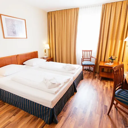Hotel Excelsior - Central Station-2