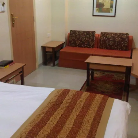 Chateau Windsor Hotel - Marine Drive-3