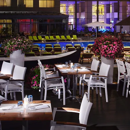 Park Inn By Radisson Bucharest Hotel & Residence-2
