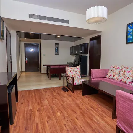E Hotel-2