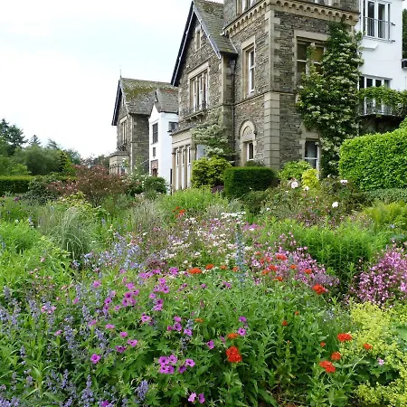 Yewfield Vegetarian Guest House-2