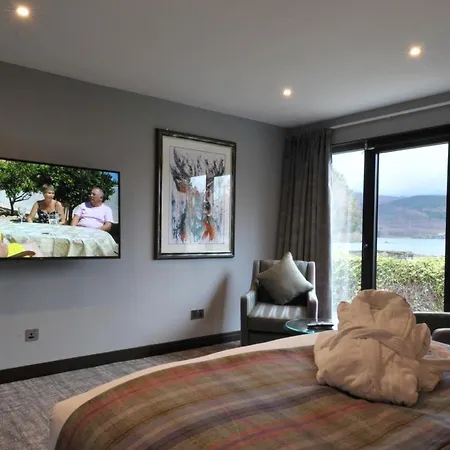 The Beach House Loch Lomond-3