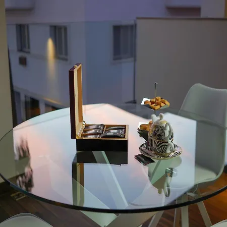 Petit Palace Suites Hotel-2