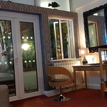 Norfolk Hotel-3